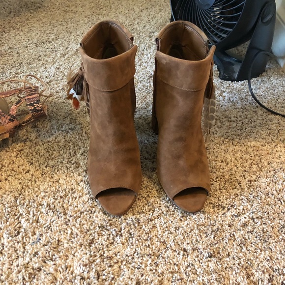 Gianni Bini booties. - Picture 2 of 2